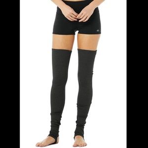 Alo Yoga Goddess Leg Warmer